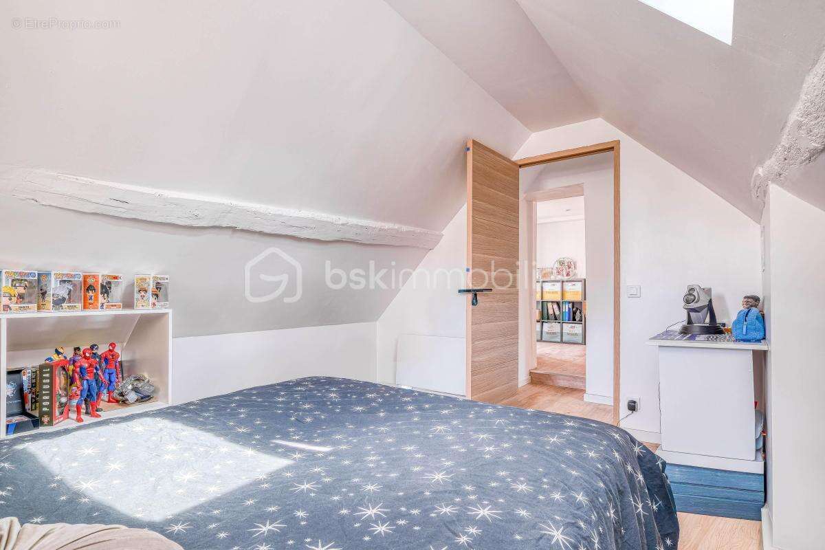 Maison de ville rénovée avec cour privative - photo 11