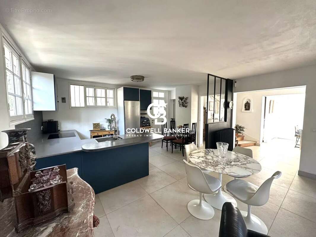 Maison à LE VESINET