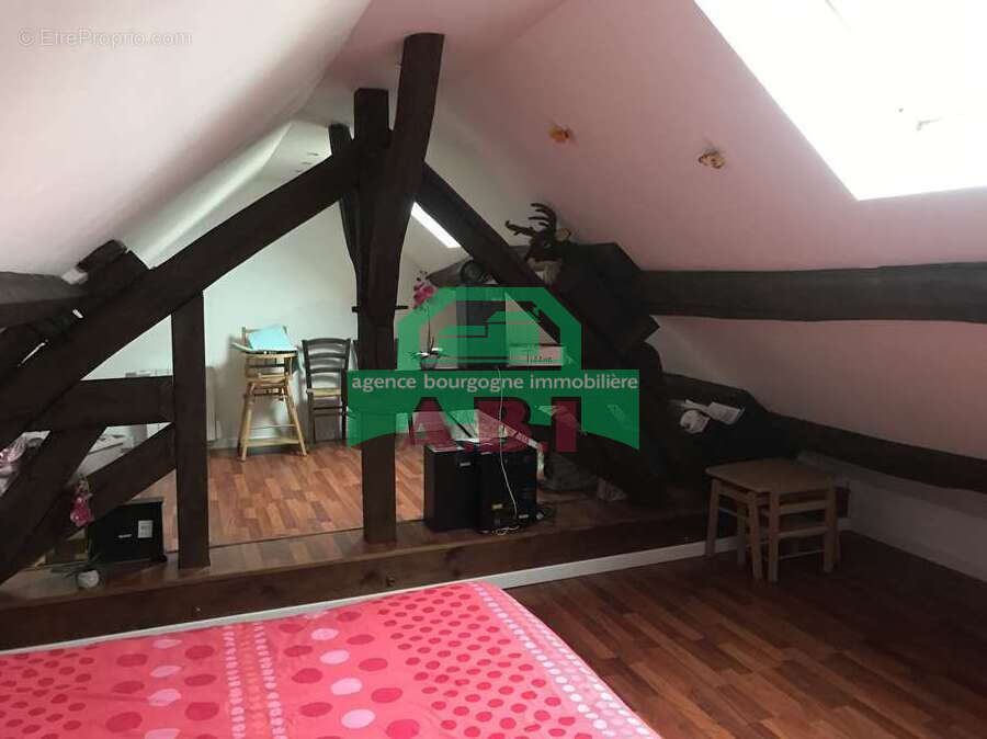 58, Charmante maison de campagne habitable de suite jardinet attenant + un pré de 6200m2. - photo 11