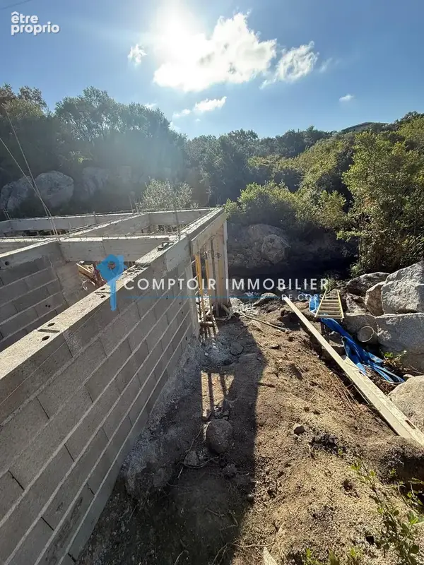 Exceptionnel à Porto Vecchiaccio, Terrain 3488 m2 avec permis accordés et purgés de tout recours - photo 17