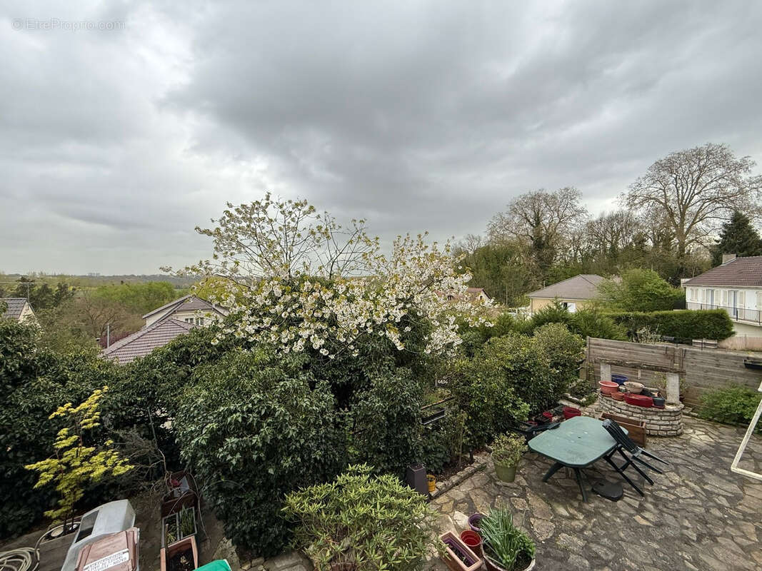 Maison à COMBS-LA-VILLE