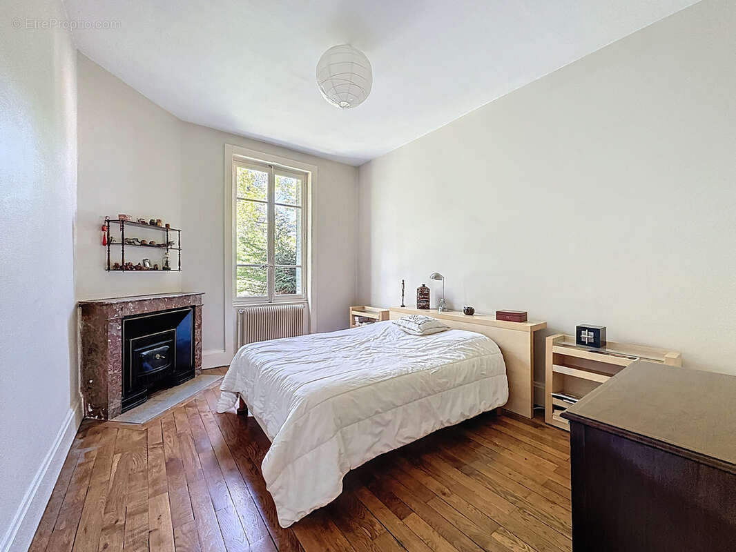 Maison à LYON-5E
