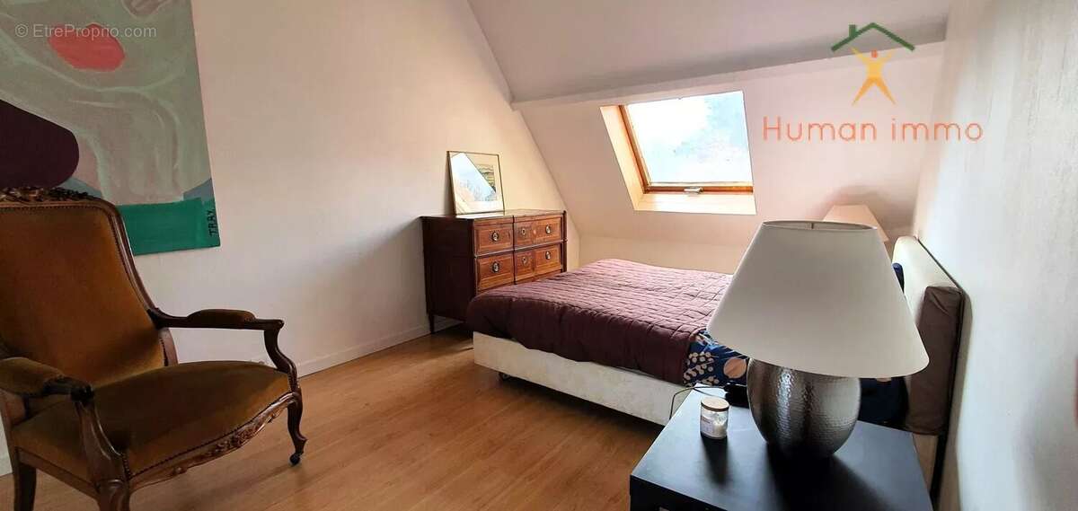 Maison à VERRIERES-LE-BUISSON