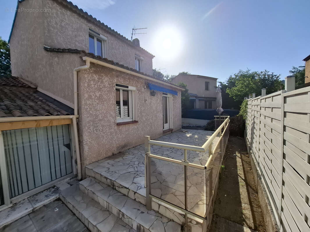 Maison à SIX-FOURS-LES-PLAGES
