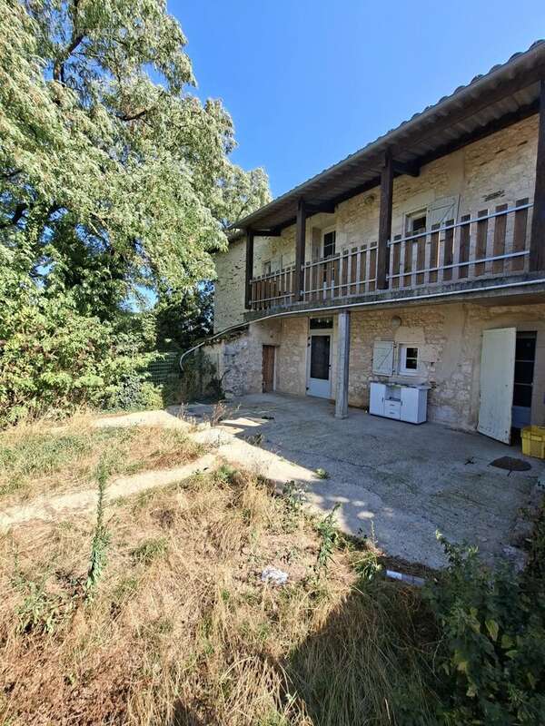 Maison en pierre avec jardin - photo 27