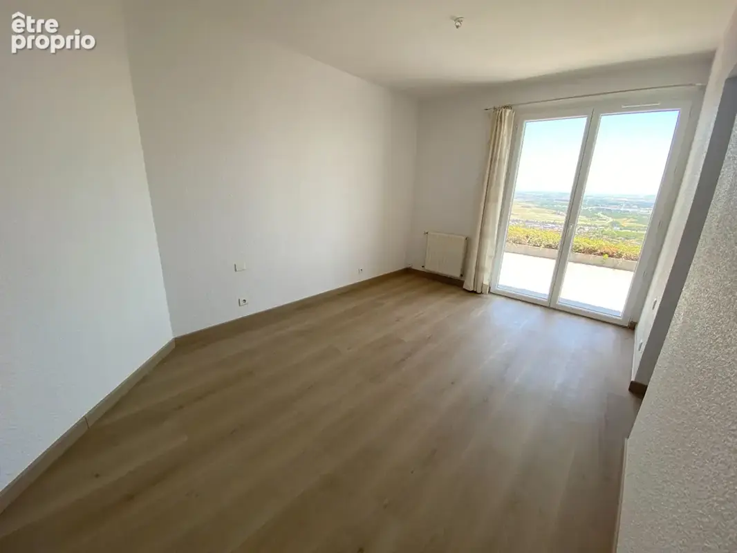 Villa de PLAIN PIED avec une VUE INCROYABLE et CAVE surprenante ! - photo 12