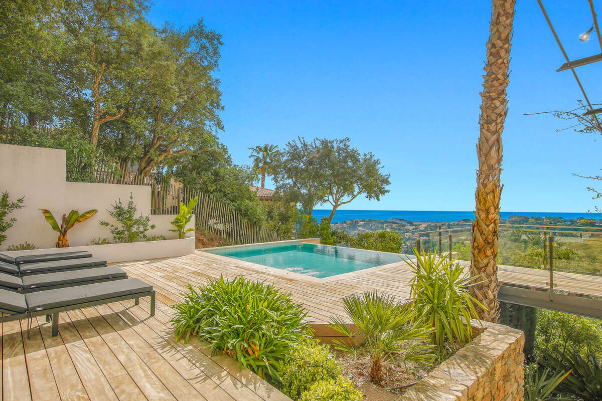 Maison à CAVALAIRE-SUR-MER