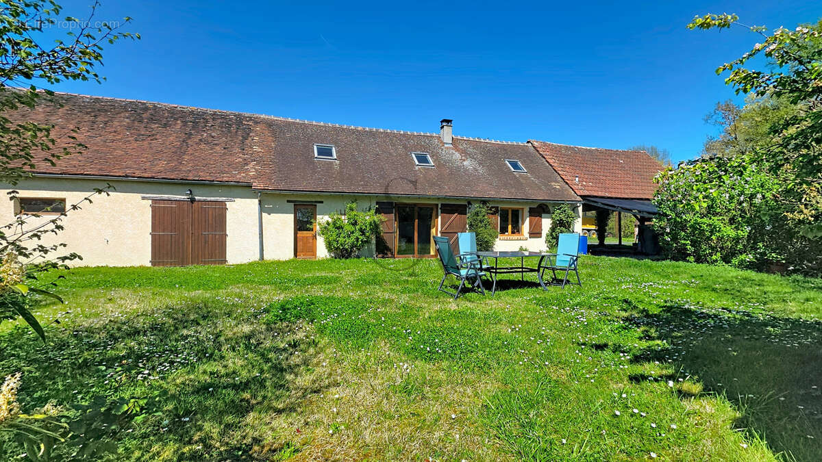 Maison à OUSSOY-EN-GATINAIS