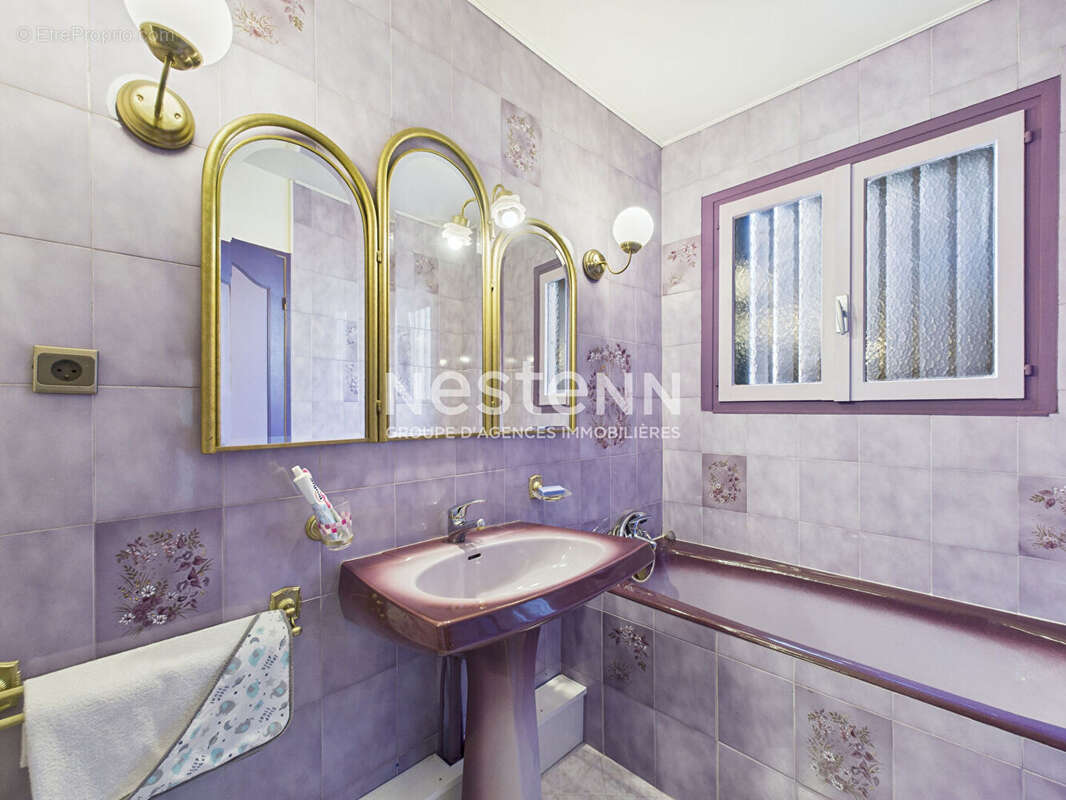 Appartement à PARIS-19E