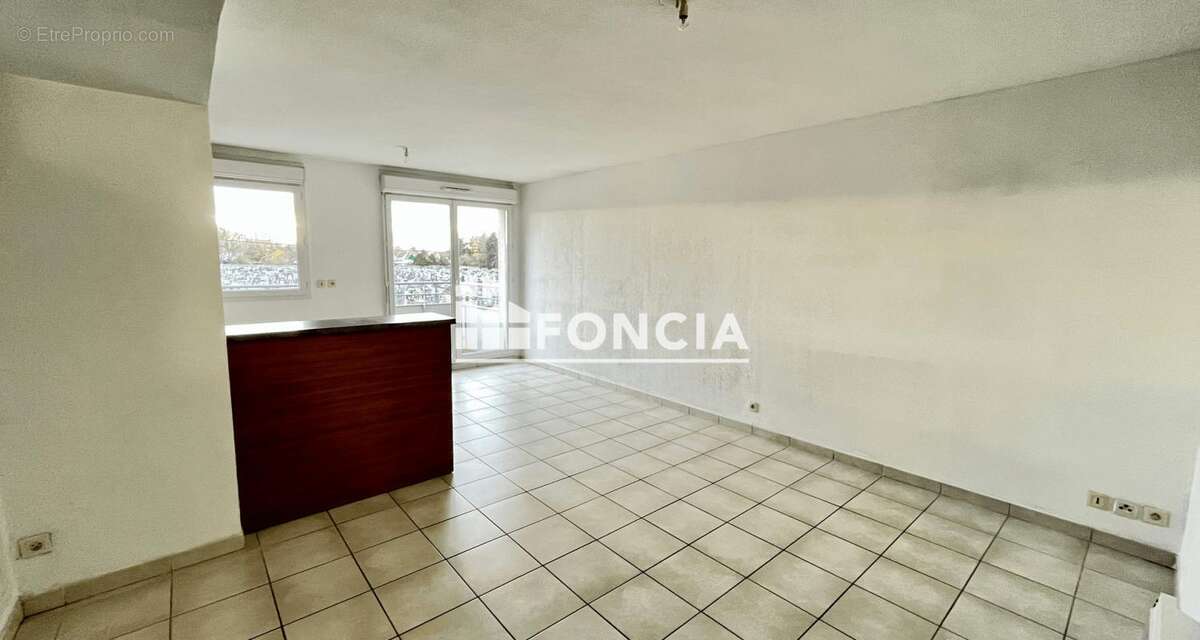 Appartement à MONTIGNY-EN-GOHELLE