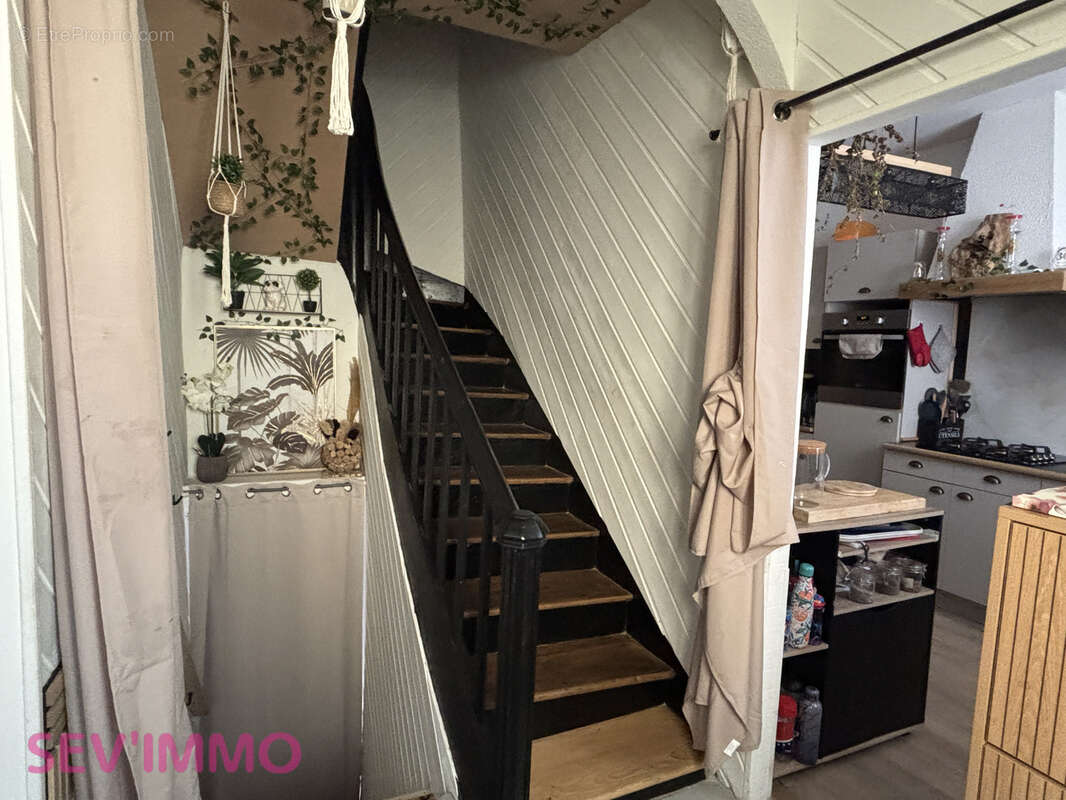 Cusset maisonde ville avec courette - photo 8