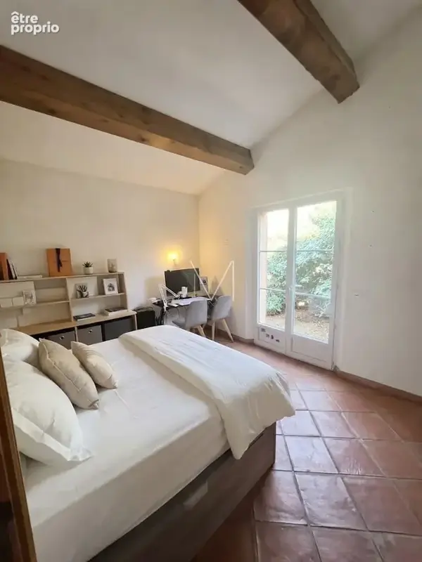 Maison de famille au calme sur grand terrain arbore avec piscine a debordement - photo 8