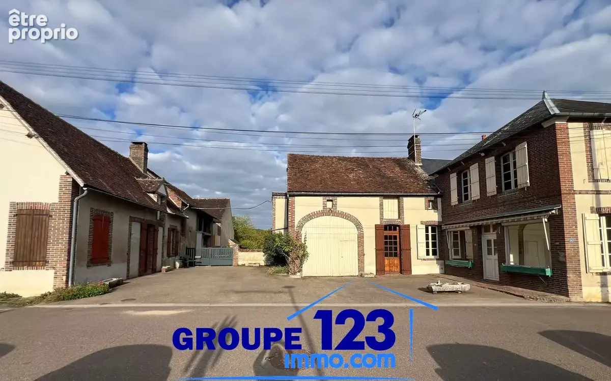 Maison à LES ORMES