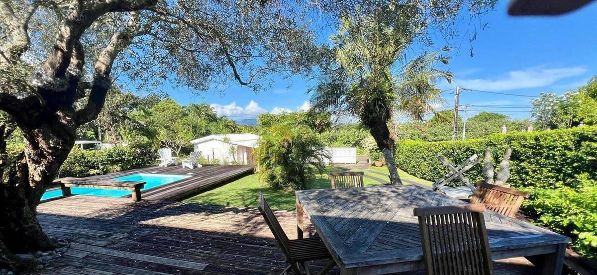 Photo 1 - Maison à BAIE-MAHAULT