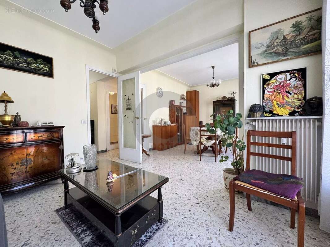 Appartement à MENTON
