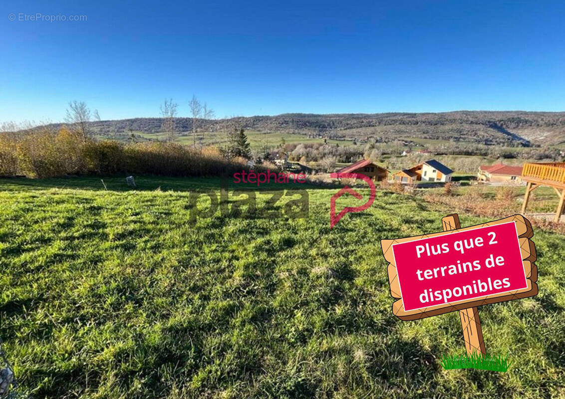 Terrain à FONCINE-LE-HAUT