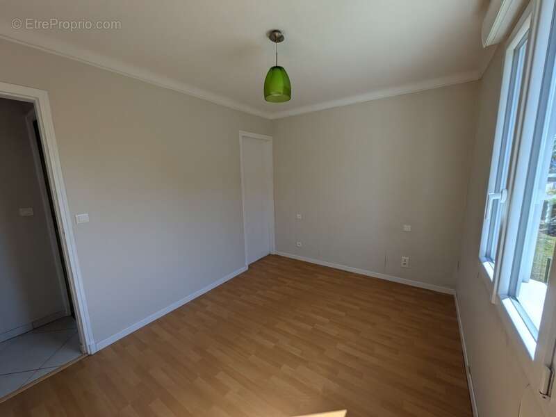 Neulliac maison en rez de chaussee sureleve de 73m² 3 pieces parcelle de 1231m² en partie constructible - photo 11