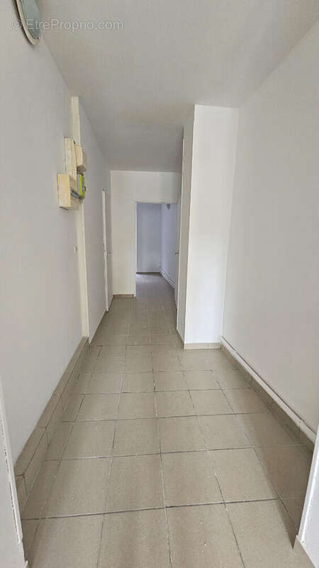 Commerce à CONFLANS-SAINTE-HONORINE