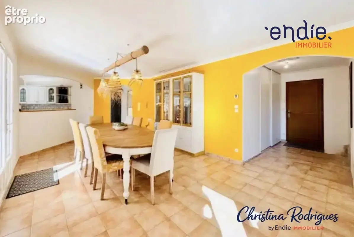Maison 6 pièces 215 m² à vendre à Lorgues (83510) - photo 4