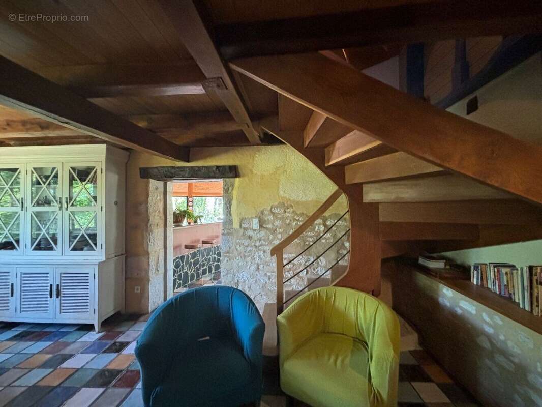Maison 18e Siècle avec 8,5ha - photo 10