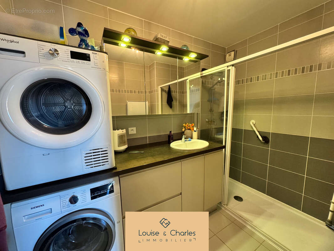 Appartement à RILLIEUX-LA-PAPE