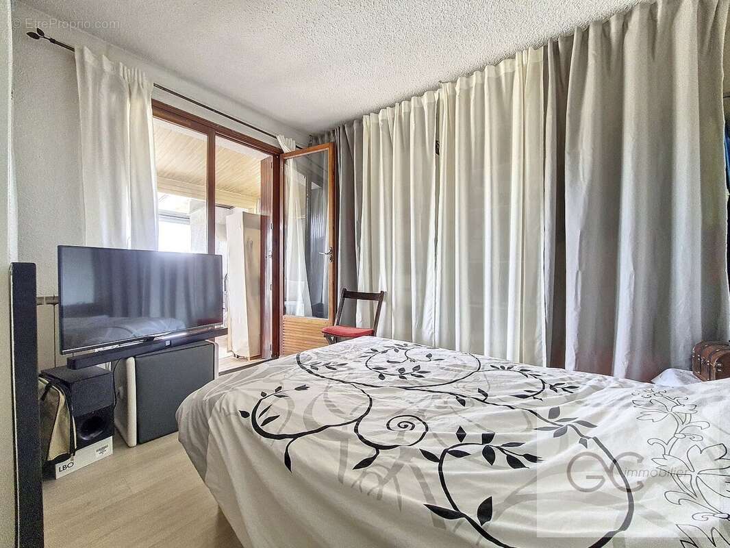 Maison à CORNEILHAN