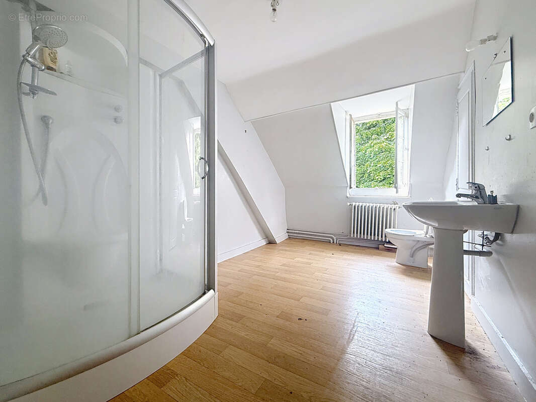 Maison à CHENEDOLLE