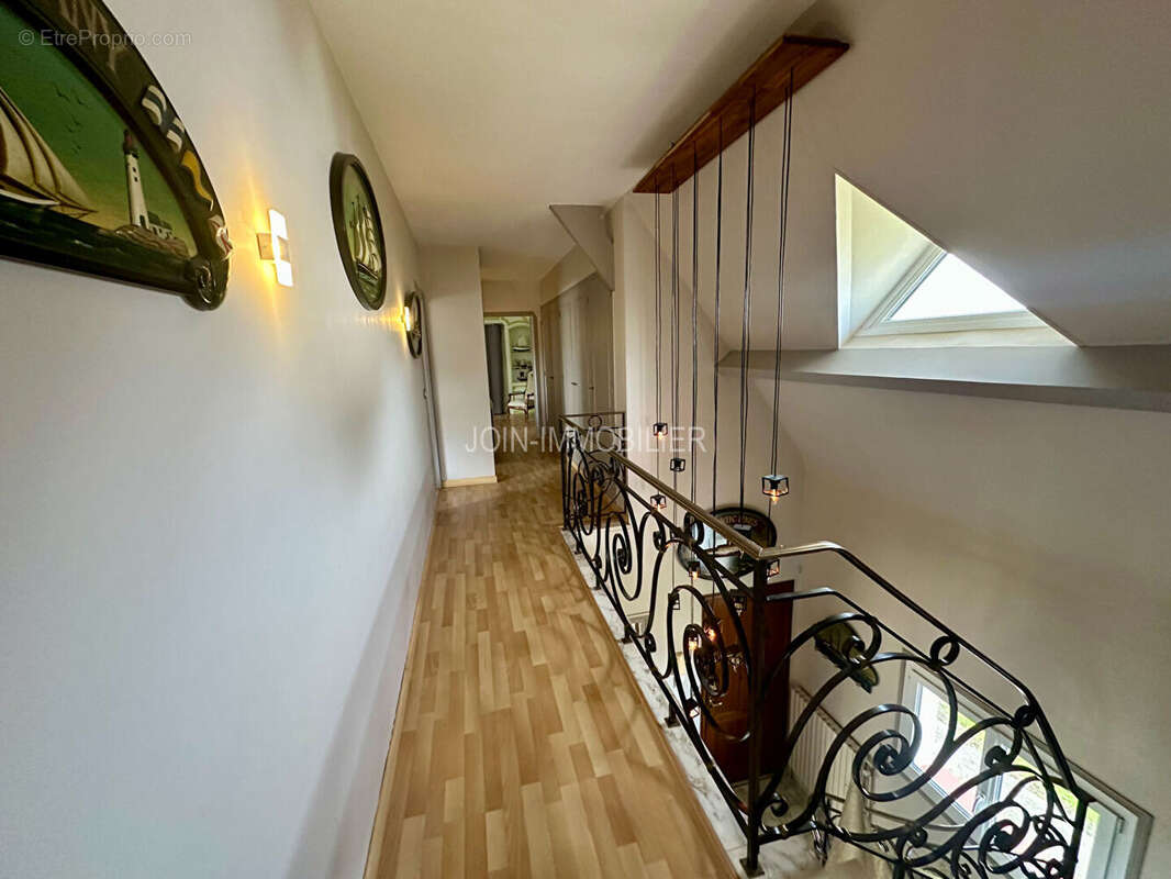 Maison avec piscine Hauteurs de Dieppe 245 m² - photo 11