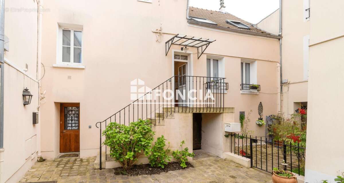 Appartement à LOUVECIENNES