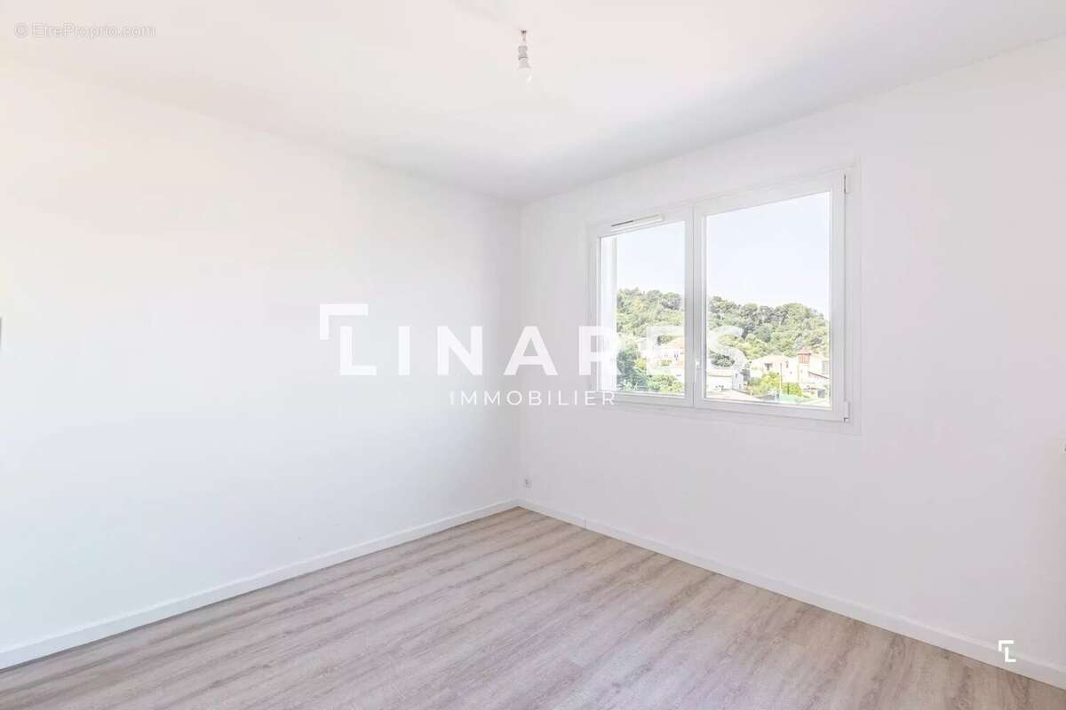 Appartement à MARSEILLE-11E