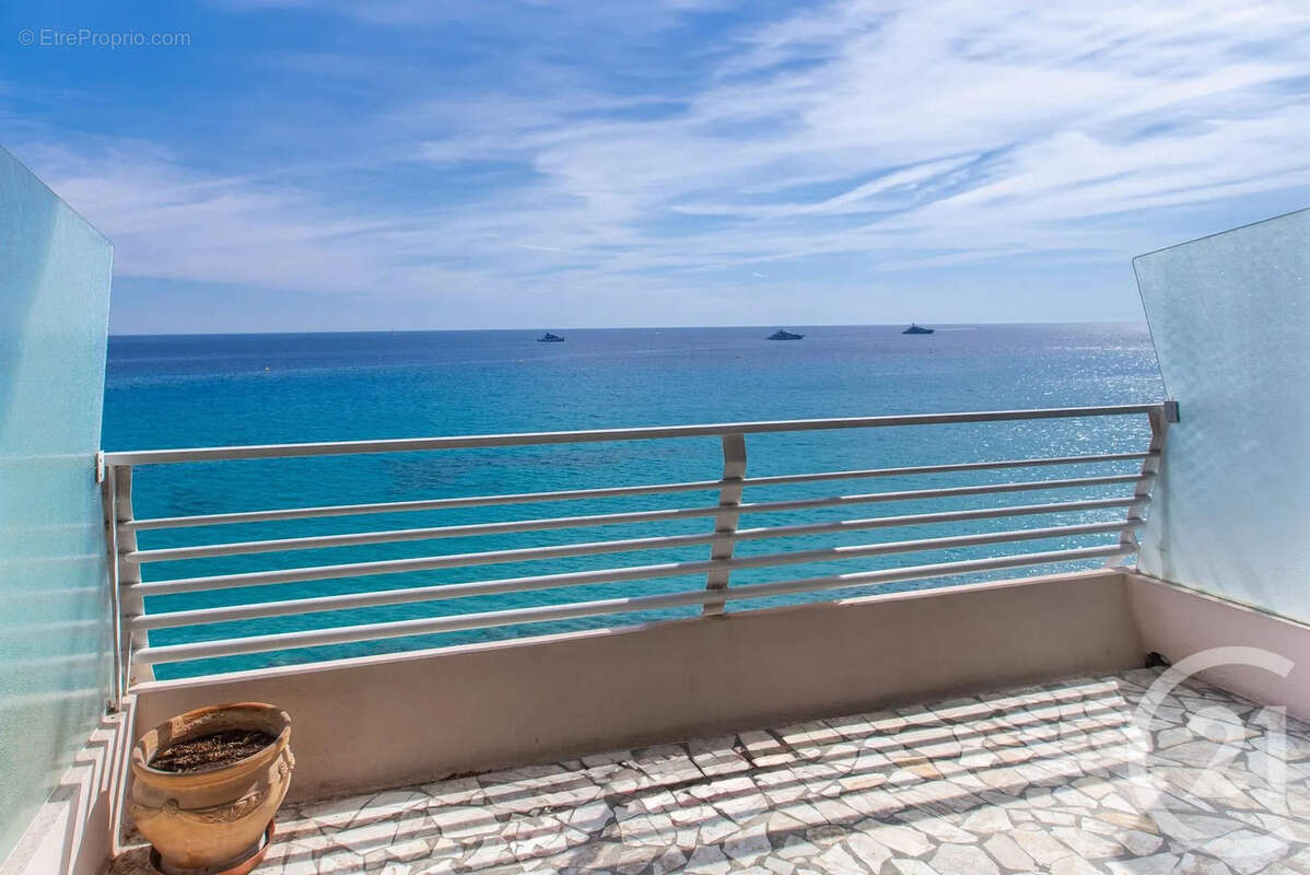 Appartement à MENTON