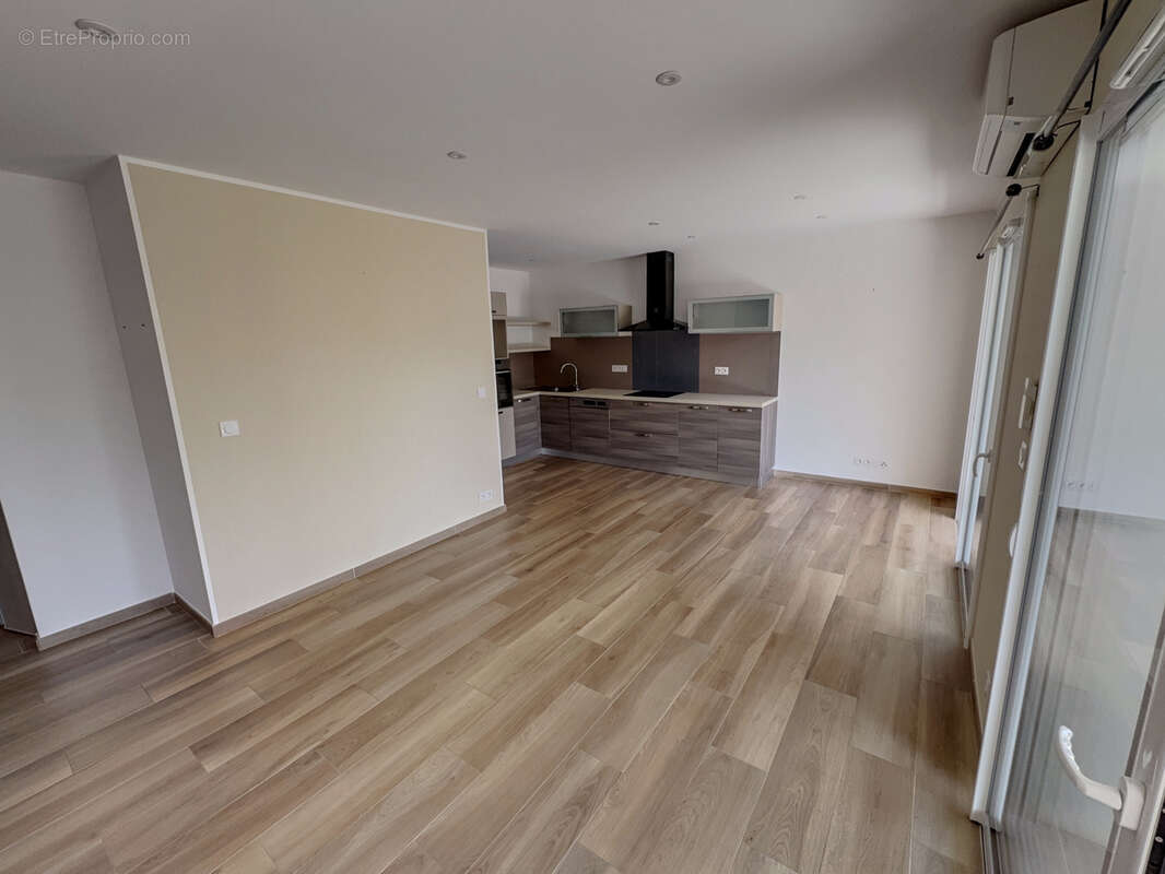 Appartement à SANTA-LUCIA-DI-MORIANI