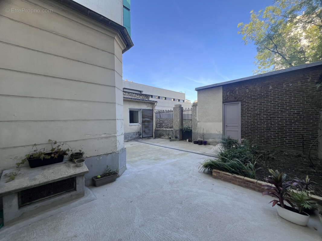 Appartement à ISSY-LES-MOULINEAUX