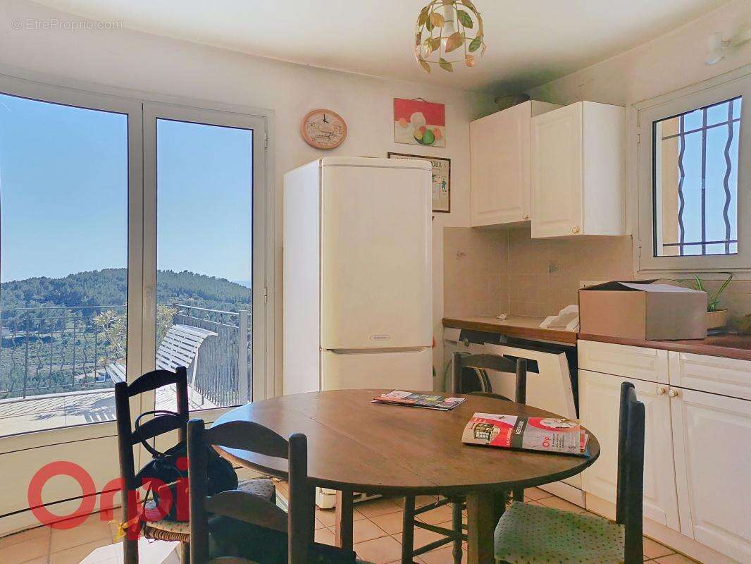 Maison à LA CADIERE-D'AZUR