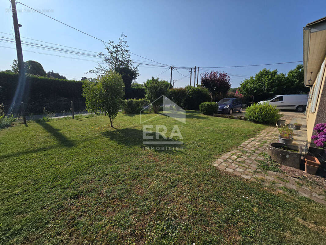 Maison à SAINT-SEURIN-SUR-L&#039;ISLE