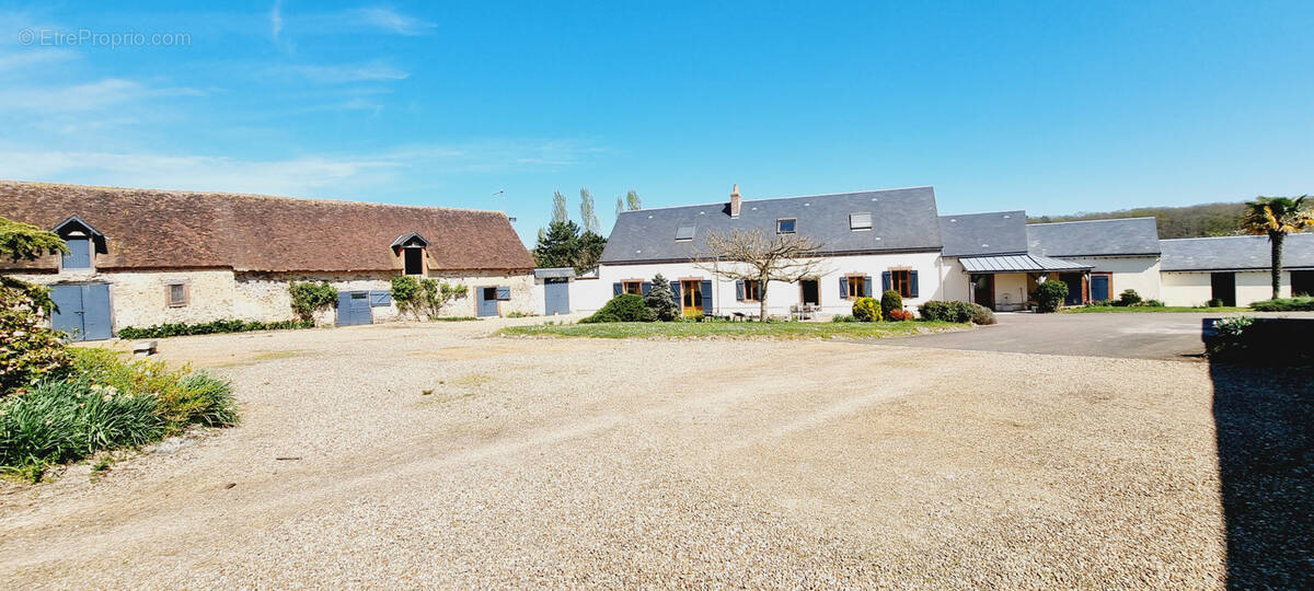 Maison à CLOYES-SUR-LE-LOIR