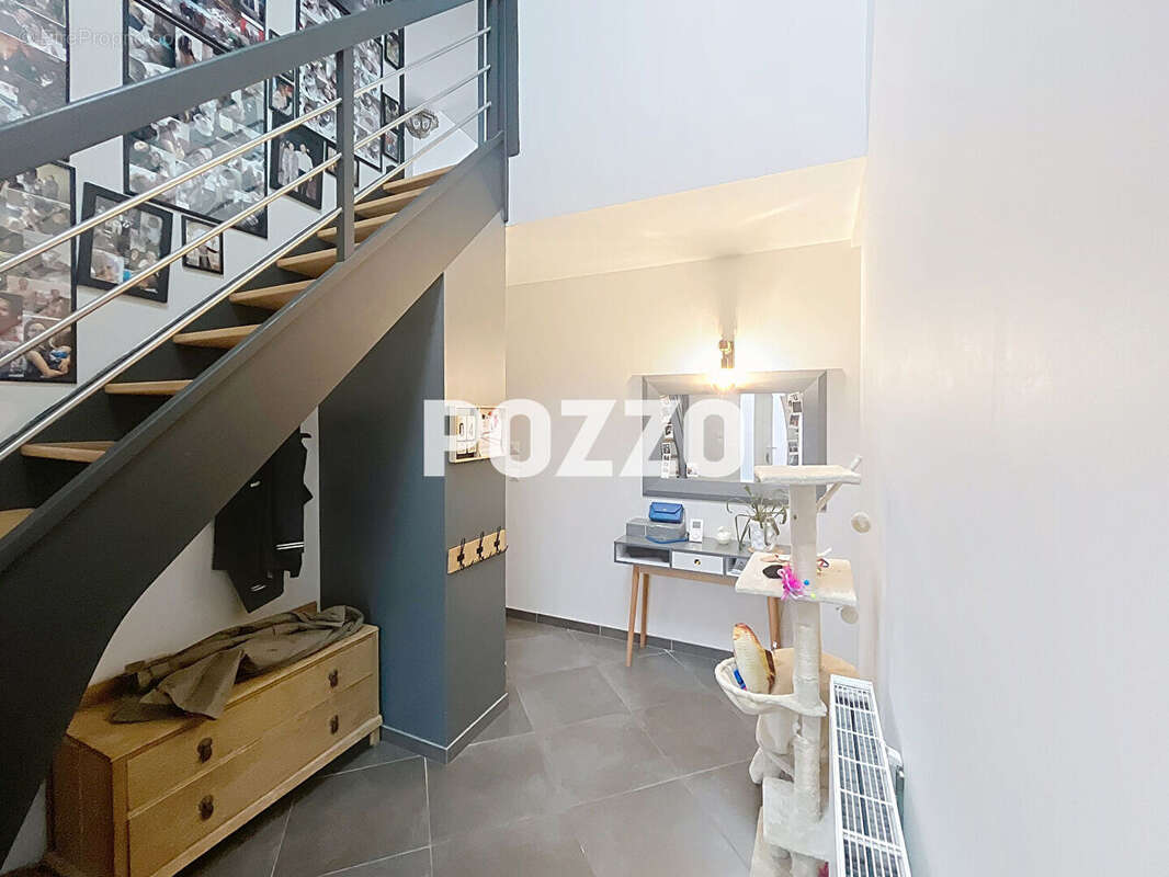 Maison - 5 pièces - 4 chambres - 148 m² - jardin - garage - Saint-Lô ouest - photo 9