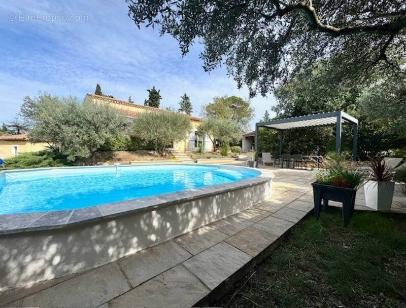 Maison à SAINT-CHRISTOL-LES-ALES