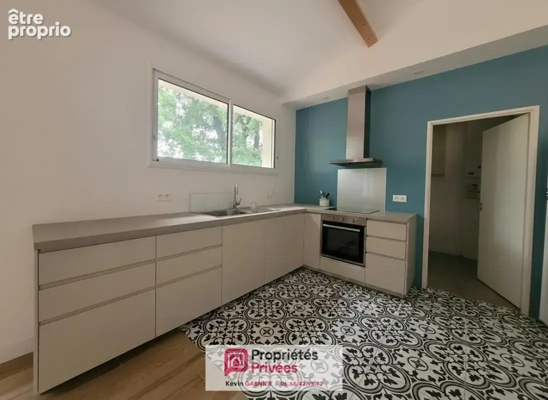 SAINT SATURNIN (16290) : Pavillon récent de 116m2 + garage et carport - photo 5