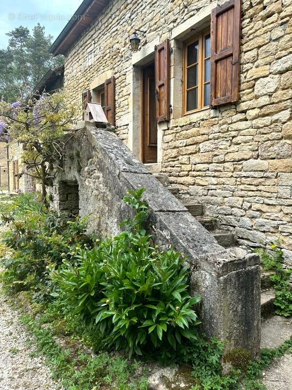 Maison à VENAREY-LES-LAUMES