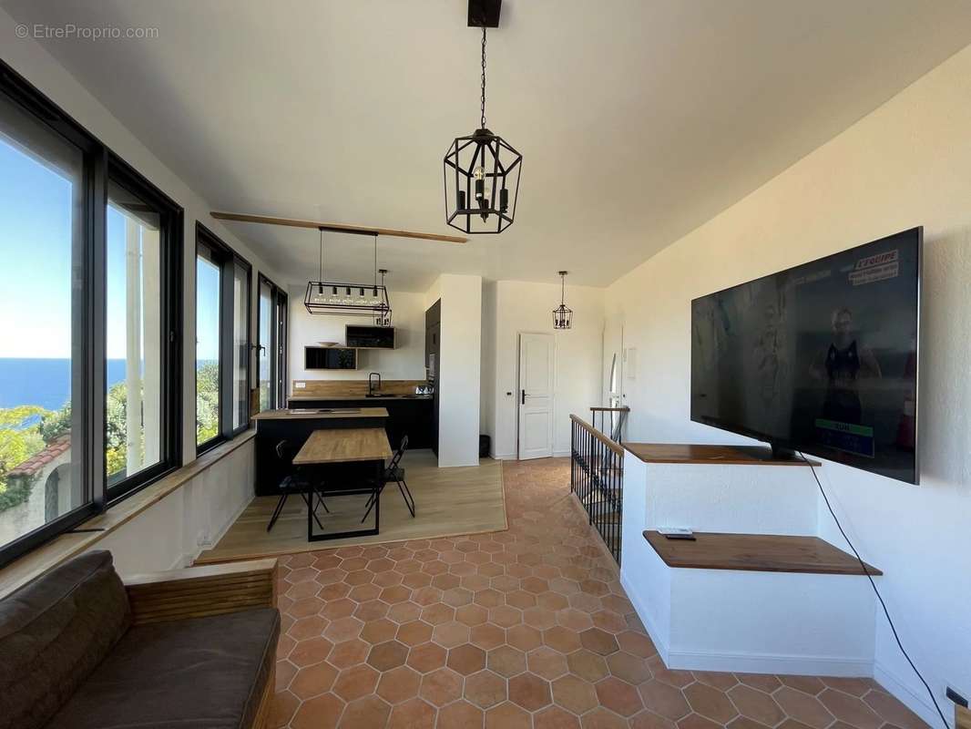 Appartement à SAINT-RAPHAEL