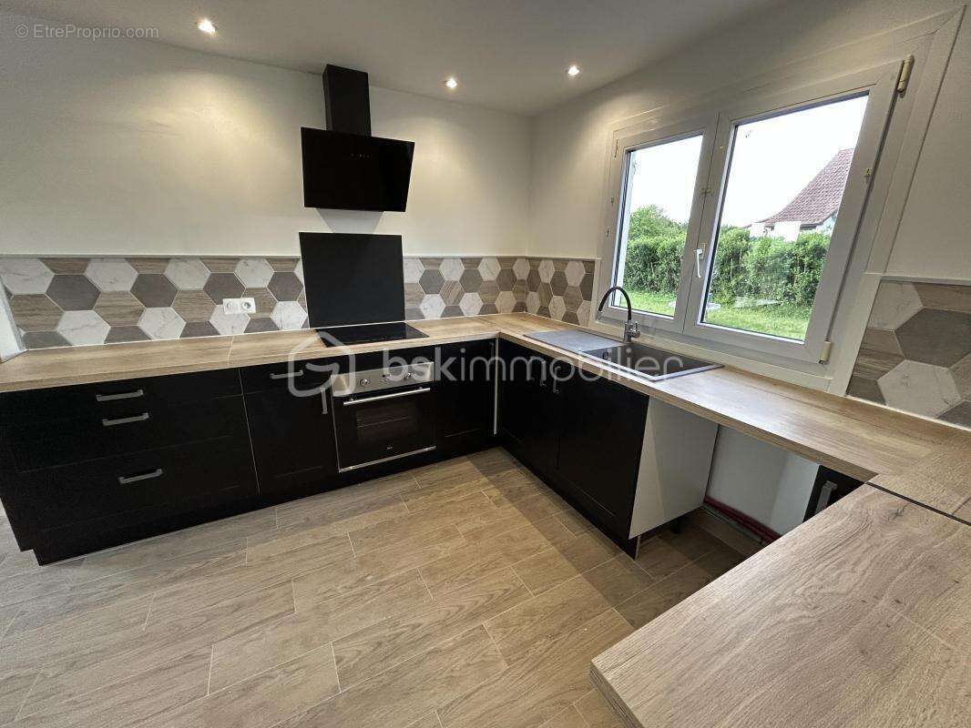  Maison de plain-pied 3 chambres avec grand terrain clos - photo 3
