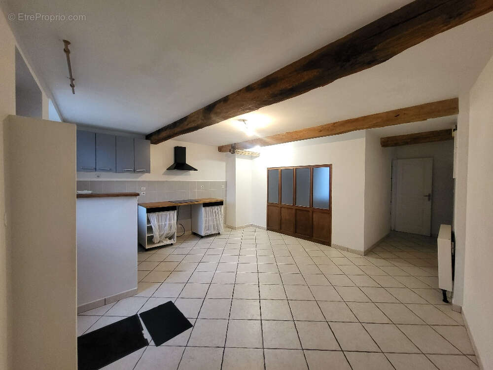 Appartement à CHATILLON-SUR-CHALARONNE