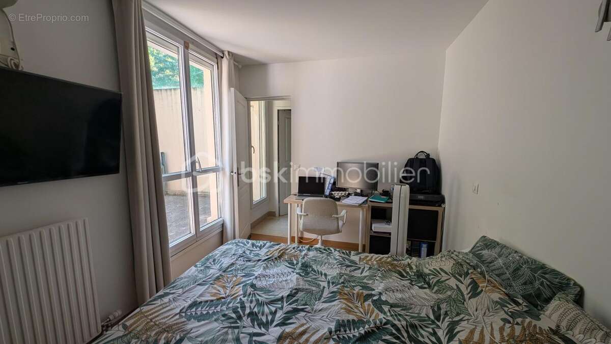 Rare : NOISIEL : Appartement avec balcons, terrasse et garage individuel - photo 13