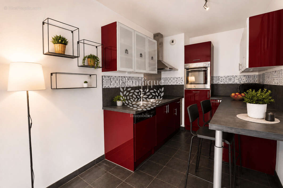 Saint Julien en Genevois   Élégant appartement T4 en rez de chaussée - photo 5