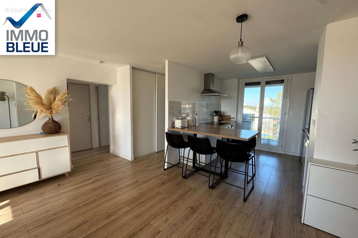 Appartement à PORT-DE-BOUC
