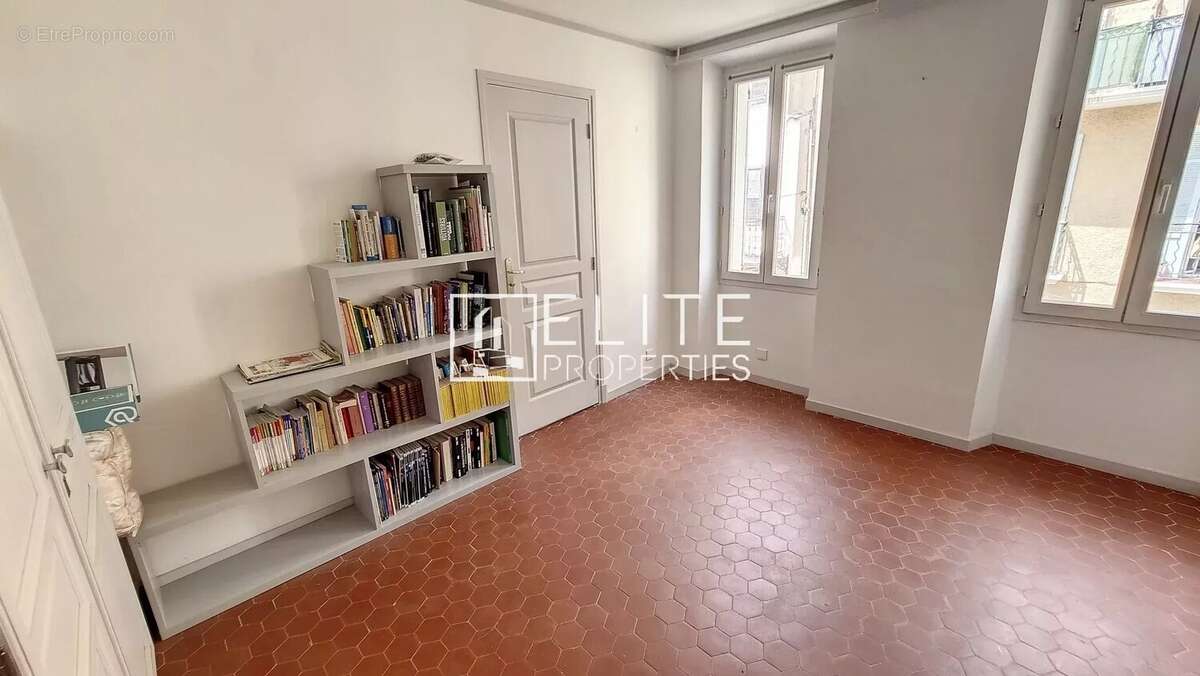 Maison à SAINT-VALLIER-DE-THIEY