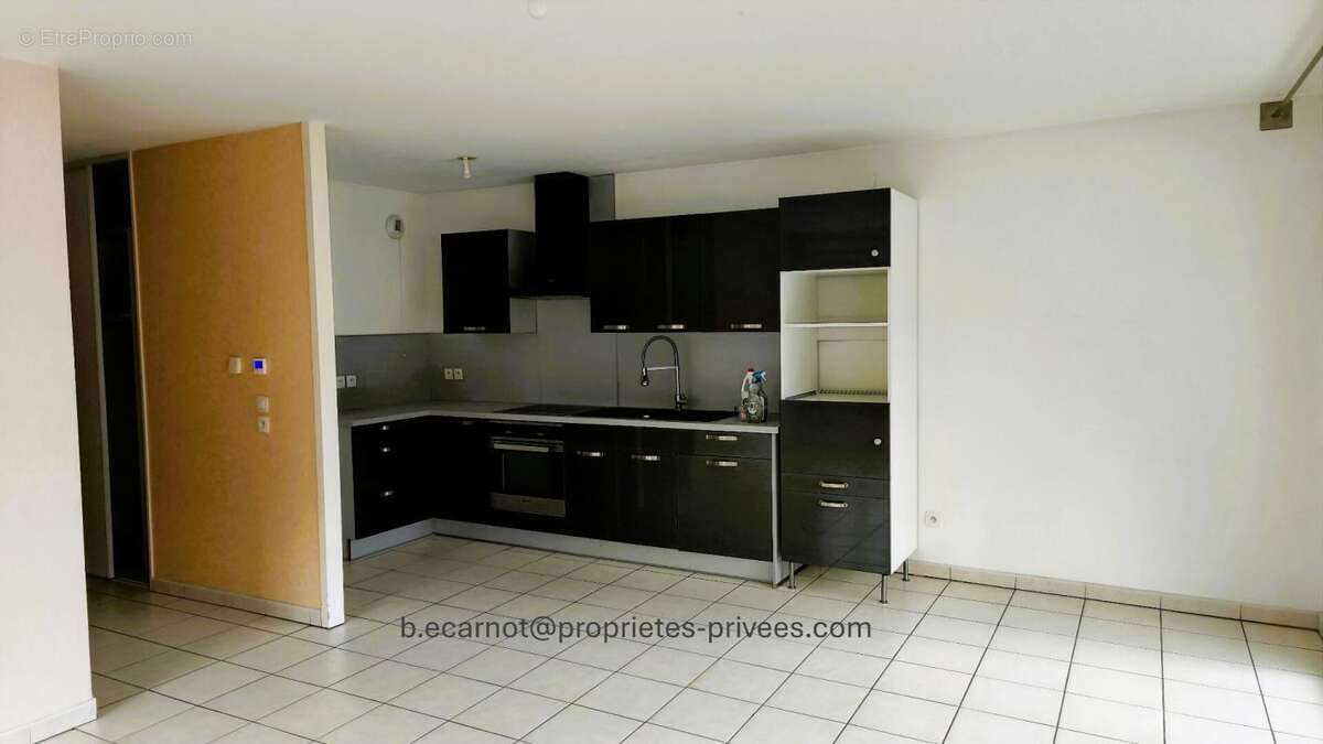 Appartement à VARCES-ALLIERES-ET-RISSET
