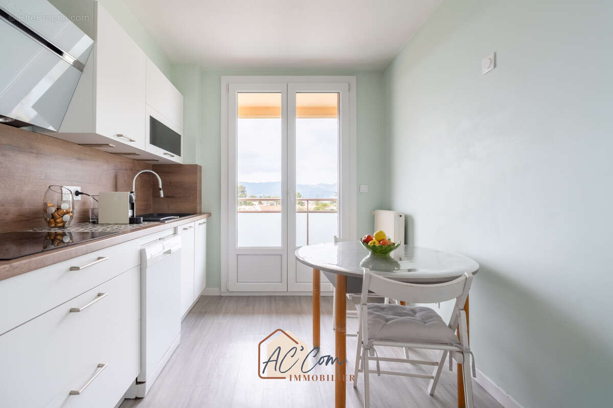 Appartement à MARSEILLE-12E