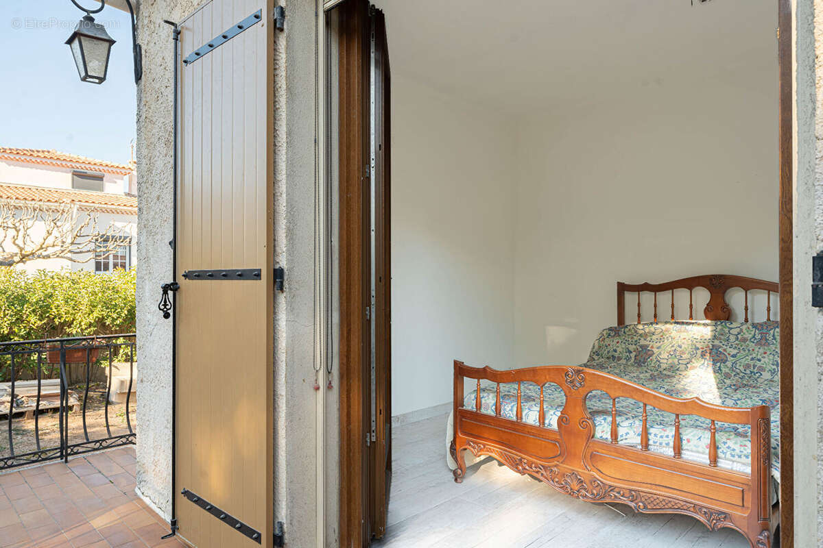 Maison à CHATEAUNEUF-LES-MARTIGUES